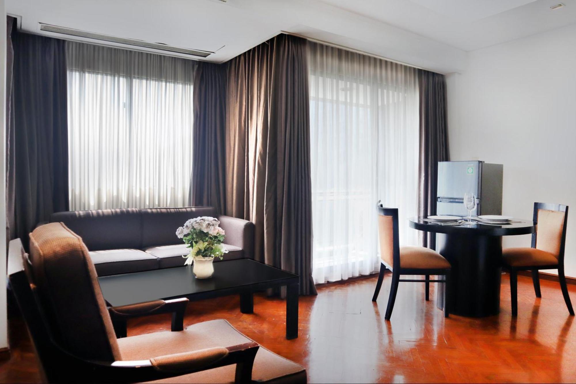 Oakwood Kuningan